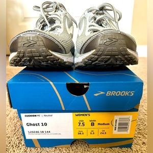 Brooks Women’s Ghost 10 Size 7.5